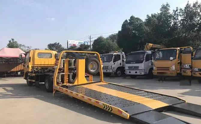 前锋区汽车中途维修案例